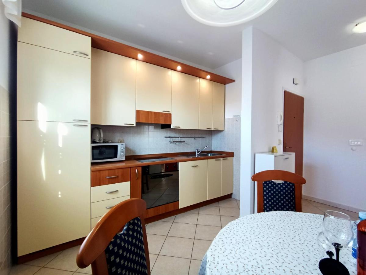 Apartments Jelovac Poreč Kültér fotó